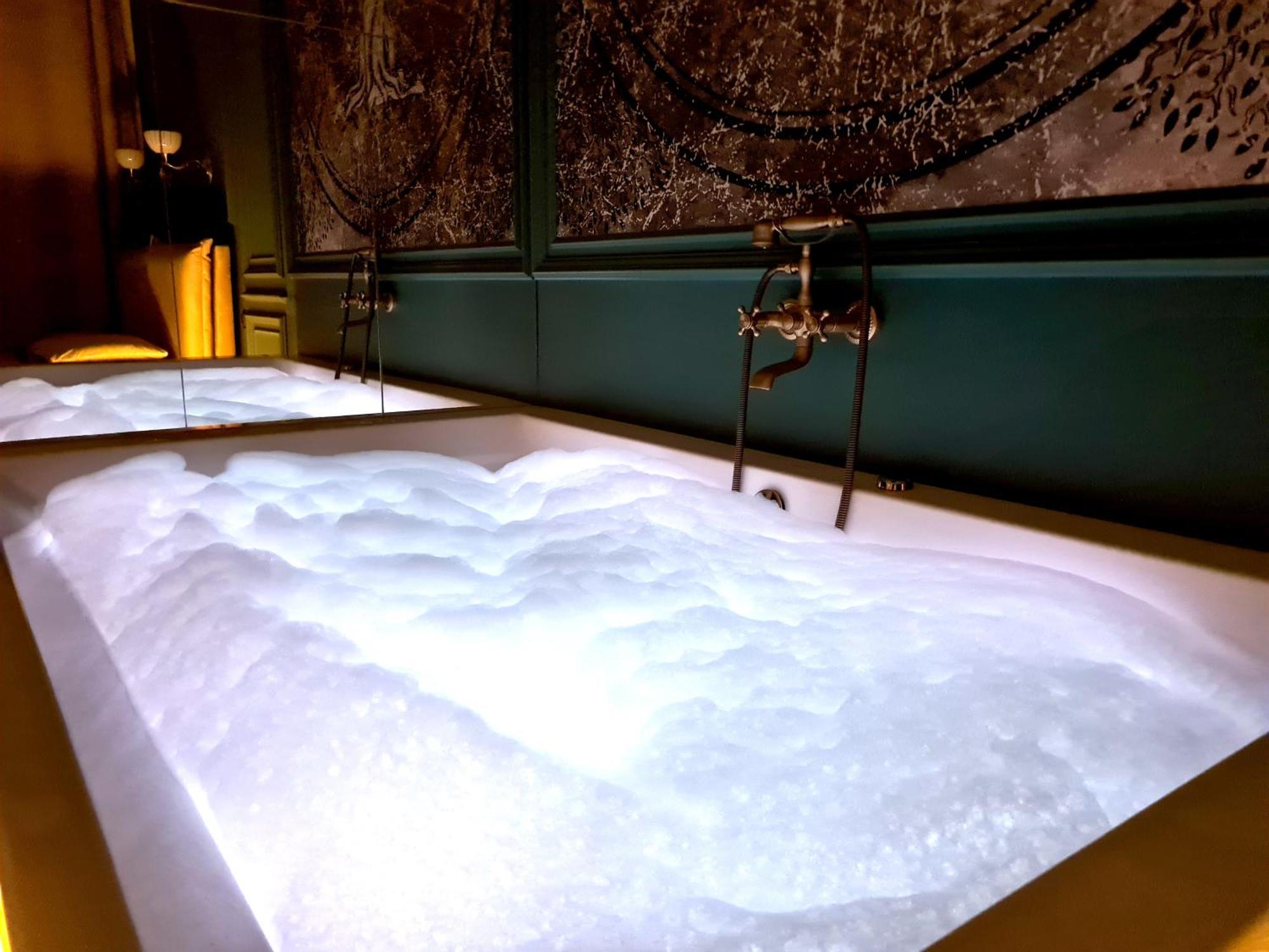 Apartamento Art Jacuzzi Koletek Cracovia Exterior foto